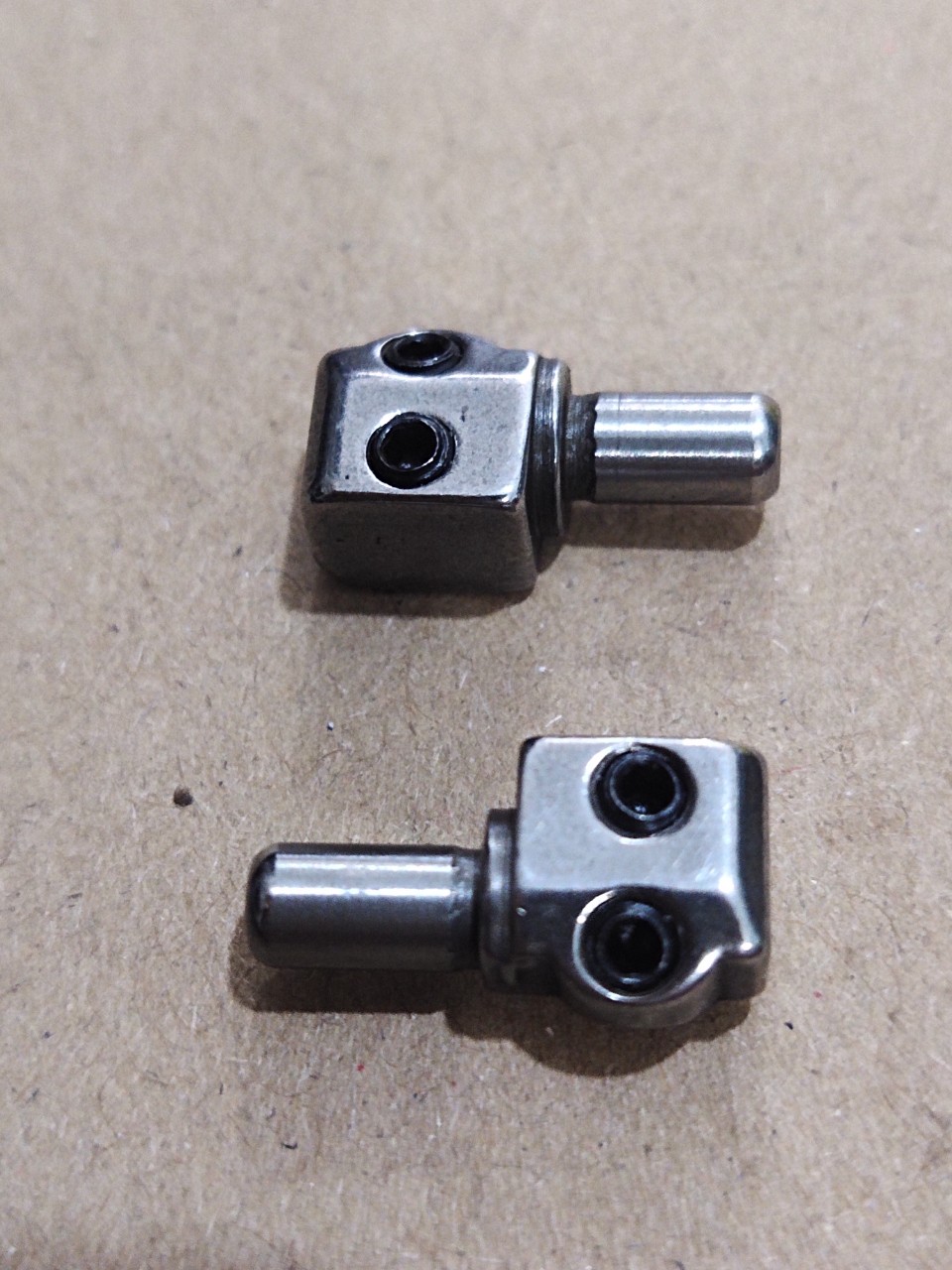 táo kim máy vắt sổ 4 chỉ sirubar tốt