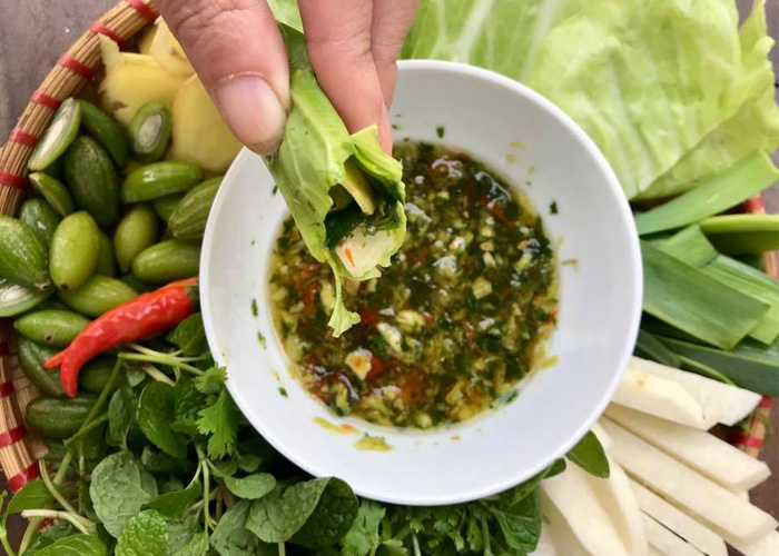 1 HỘP CHẨM CHÉO ƯỚT
