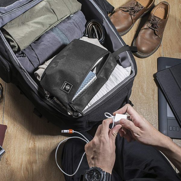 Túi đeo chéo bao tử Tomtoc Basic Accessory Unisex - Hàng chính hãng
