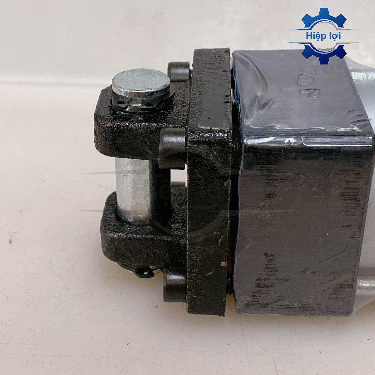 Đế CB gắn xi lanh SC – phụ kiện lắp xi lanh khí nén, chắc chắn dễ lắp