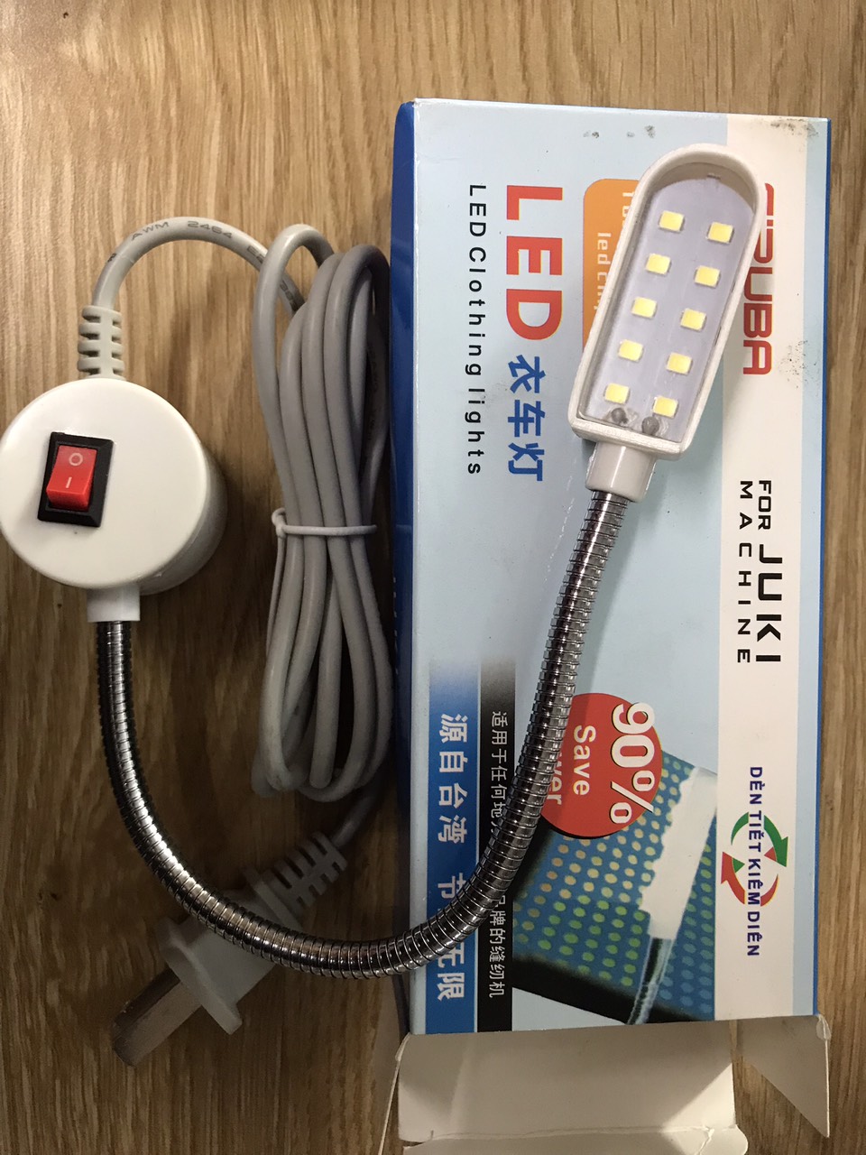 Đèn LED máy may 30 bóng có nam châm bóng chìm