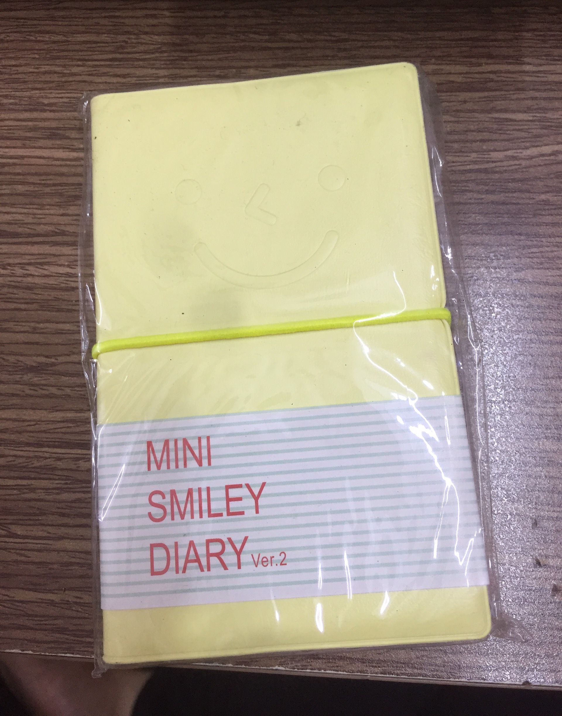 Sổ tay da mini bỏ túi P-901 hình mặt cười