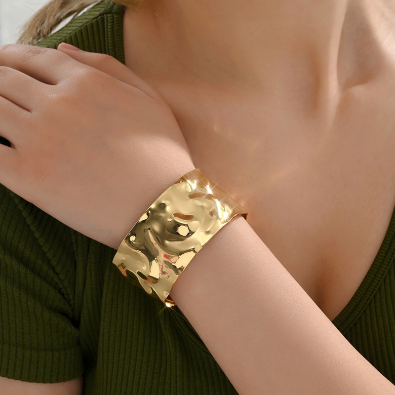 Enacolor%20Elegant%20Irregular%20Metal%20Opening%20Bangle%20Bracelets,%20for%20Women%20Arm%20Chain%20Bangles%20Fashion%20Jewelry%20Accessories%20-%20Image%202