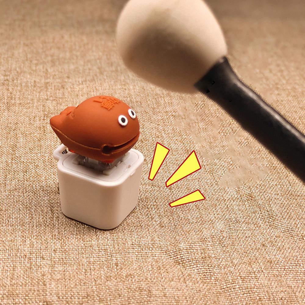 Creative Butt Keychain Crayon Shin-Chan Butt Keychain That Makes Sound And Lights Up When Pressed Replaceable Shaft Keycap Cute Wooden Fish Crayon Shin-Chan Butt Keychain