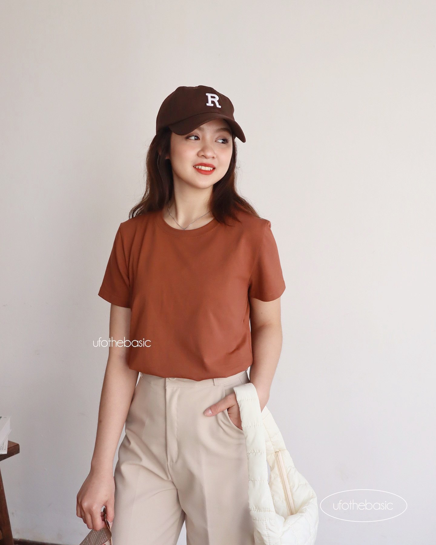 [Nhập LAZLOOK99 GIẢM 100K/500K] Áo phông nữ trơn Regular Tee form vừa chất premium cotton cao cấp co dãn - by ufo.thebasic