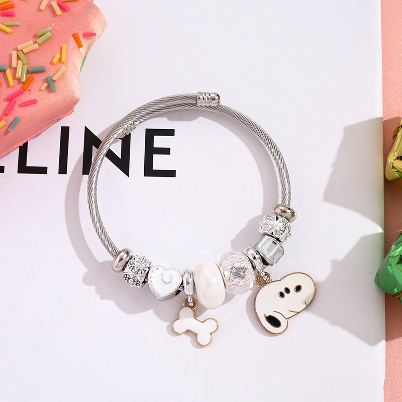 Pandora snoopy clearance bracelet