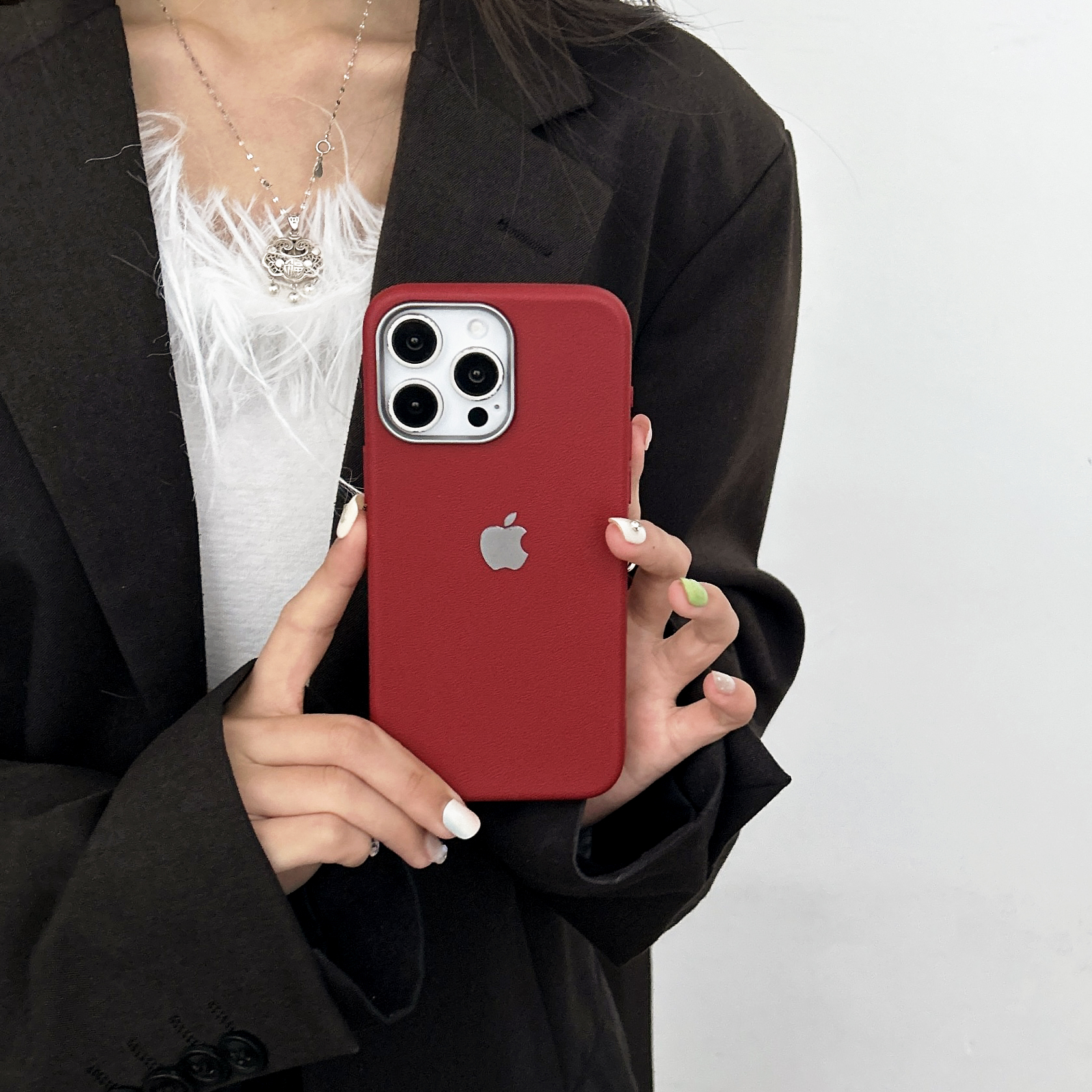 Olige%20Case%20For%20iPhone%2011%2012%2013%2014%2015%2016%20Pro%20Max%20X%20XR%20XS%20Max%2014%2015%2016%20Plus%20New%20Premium%20Feeling%20Leather%20Solid%20Color%20with%20Apple%20Logo%20Phone%20Case%20Back%20Cover%20-%20Image%204