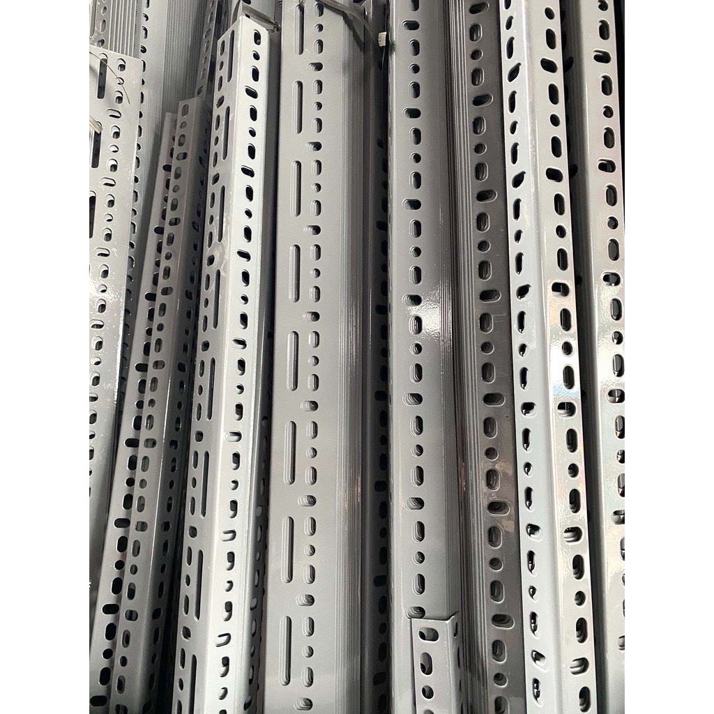 SẮT V LỖ ( V3 dài 1m, dày 1,6mm ) - Lắp ráp kệ sắt đa năng, Sắt V lỗ, Làm Kệ sắt