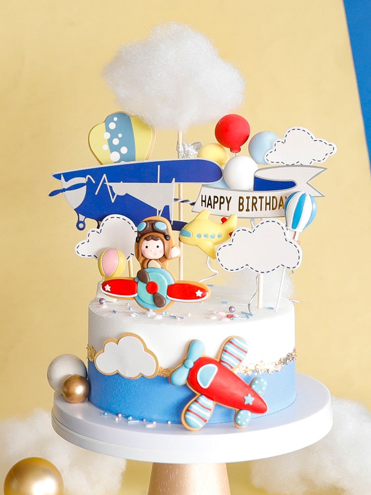 Fly Dubai Airplane Cake | Birthday Cake In Dubai | Cake Delivery – Mister  Baker