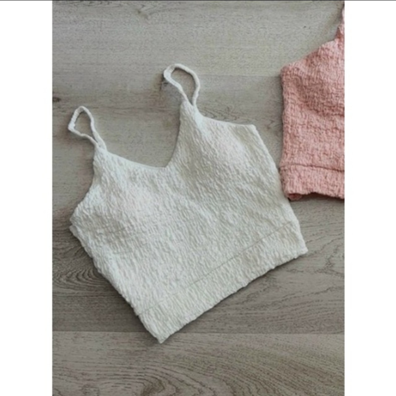 ÁO 2 dây croptop chất vải xốp co giãn (size từ 40 -53kg)