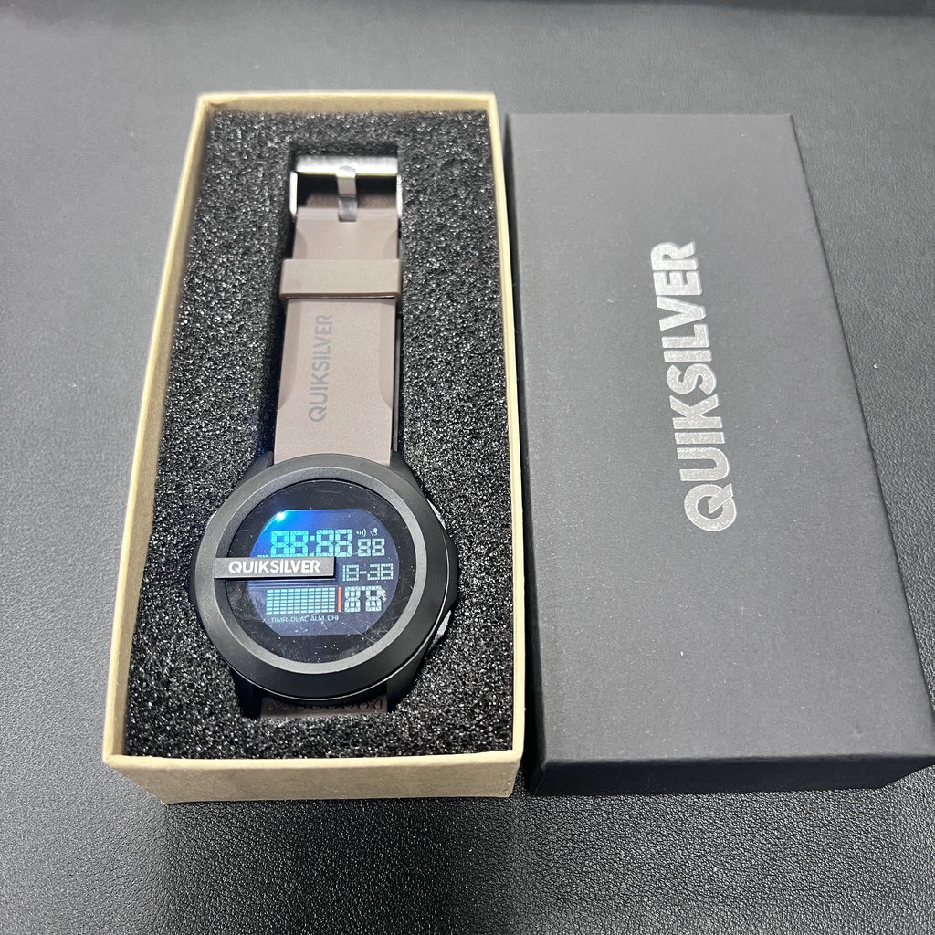 Local QuikSilver Men's Watch with Rubber Strap Outdoor Sports Digital  Electronic Men's Watch