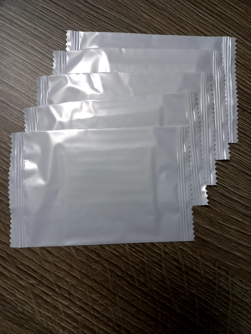 Khăn lạnh mini (500 cái) màu trắng