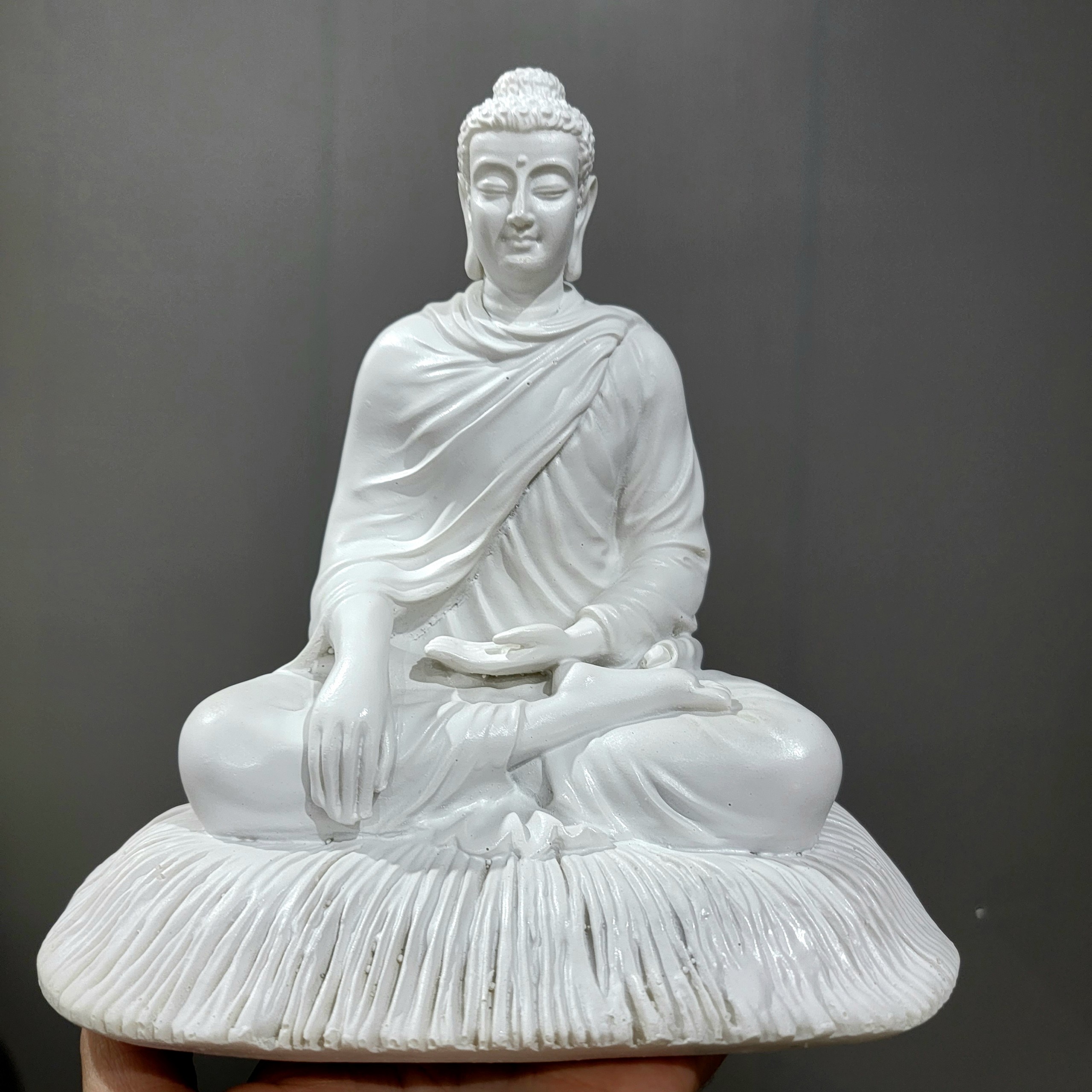 Tượng Phật Thích Ca 20cm - Chất Liệu Bột Đá, Sắc Nét