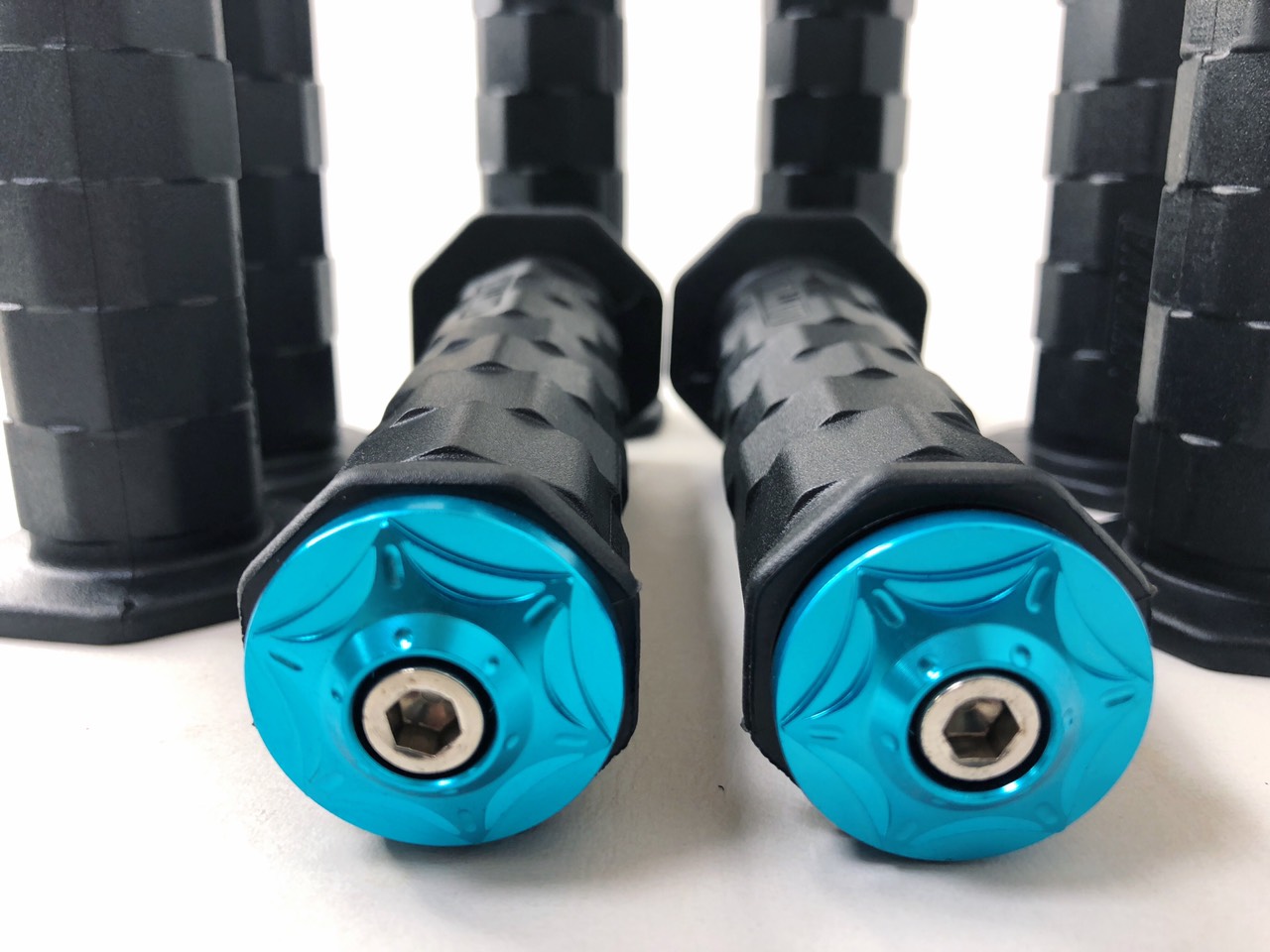 Bao tay Daytona luôn gù đủ màu