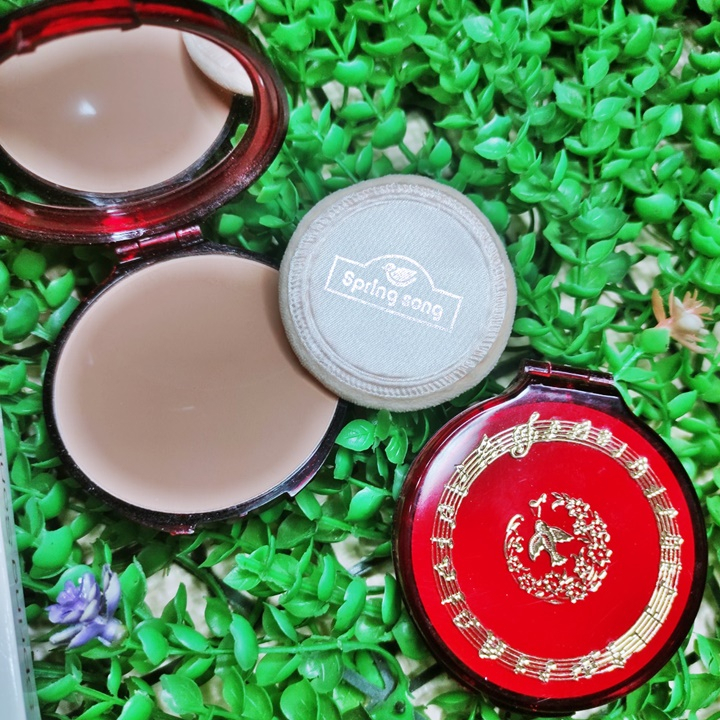 [Sỉ-Rẻ] Phấn Nền Trang Điểm Con Én Spring Song Thái Lan – HKB739 [Lẻ-Sỉ]