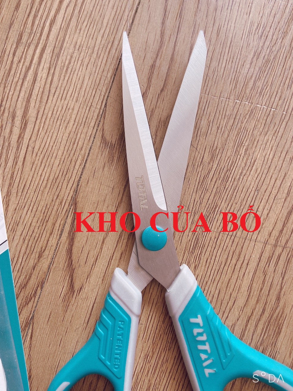 Kéo cắt 215mm Total THSCRS812001 - THSCRS812001