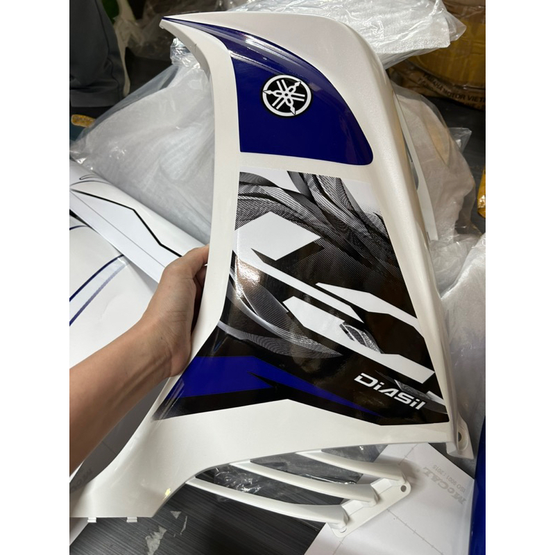 Dàn áo Ex 135 trăng xanh đen LC135