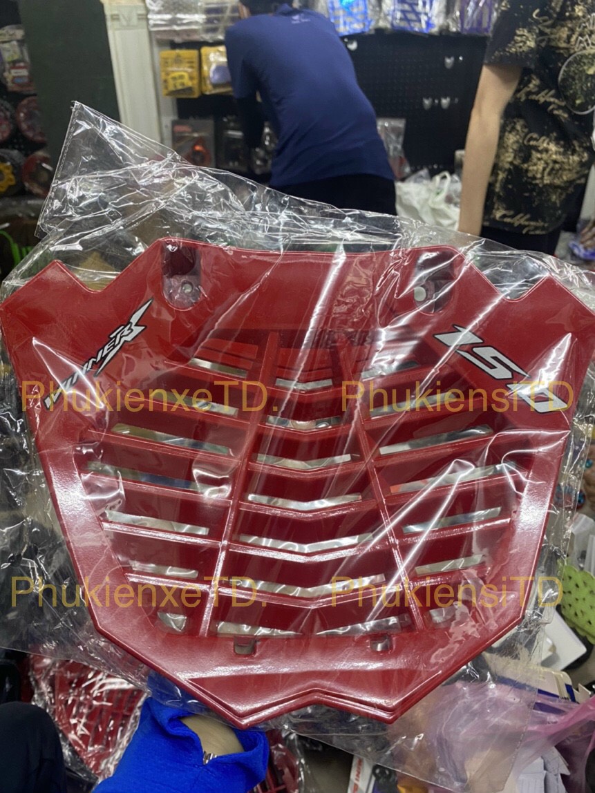 Chắn bùn trước tam giác Winner X V3