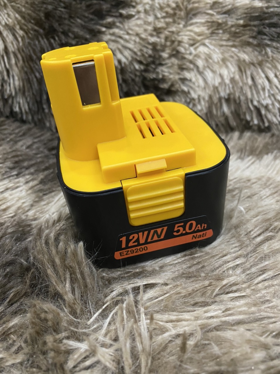 Vỏ Pin National 12V , Vỏ Rộng Để Đuợc 6 Cell Li-Ion 18650