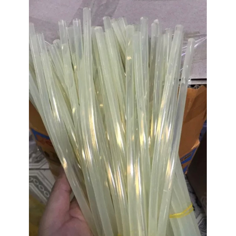 1 cây keo nến silicon