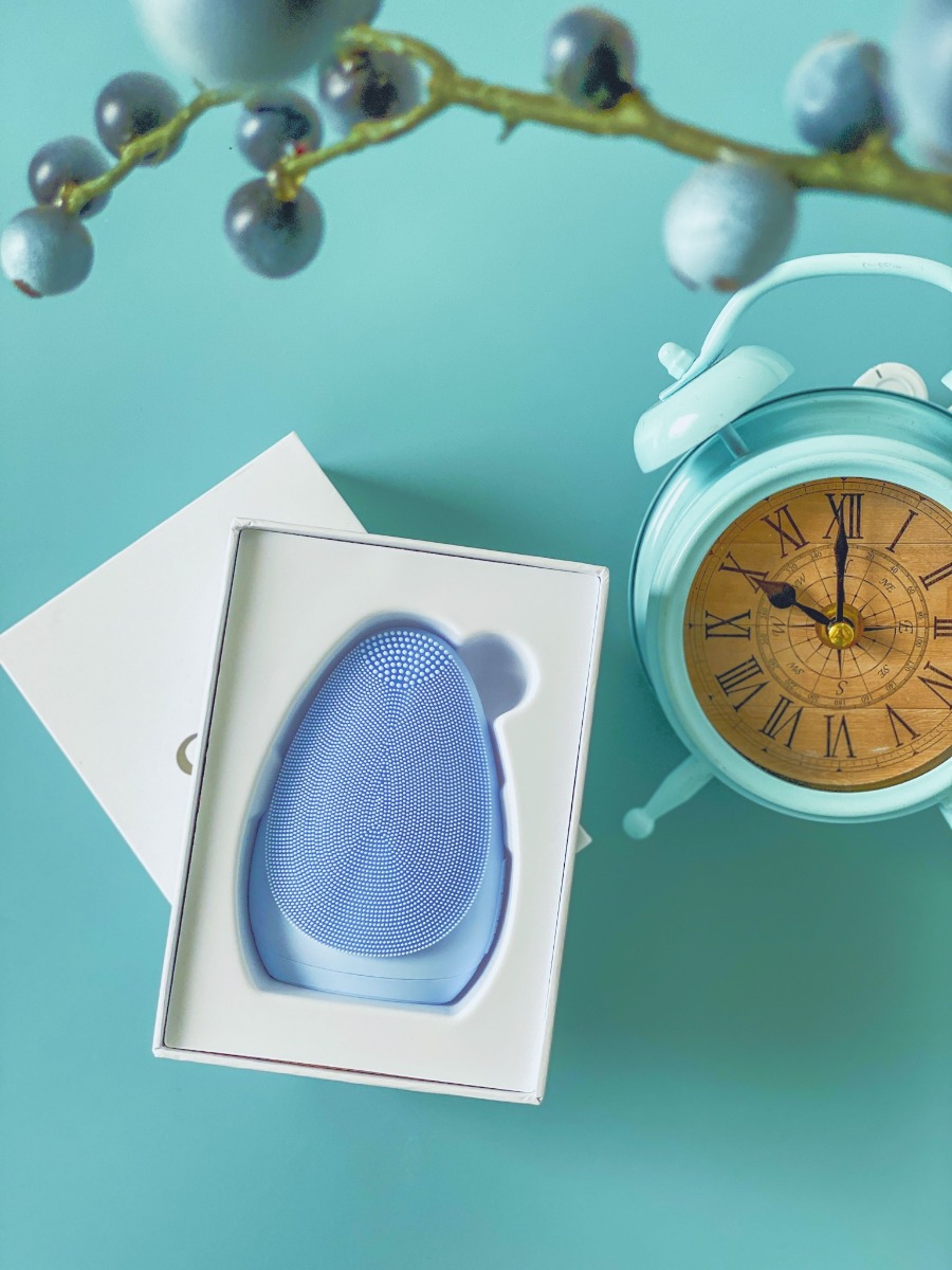 Emmie Máy Rửa Mặt Premium Facial Cleansing Brush (Sky Blue)