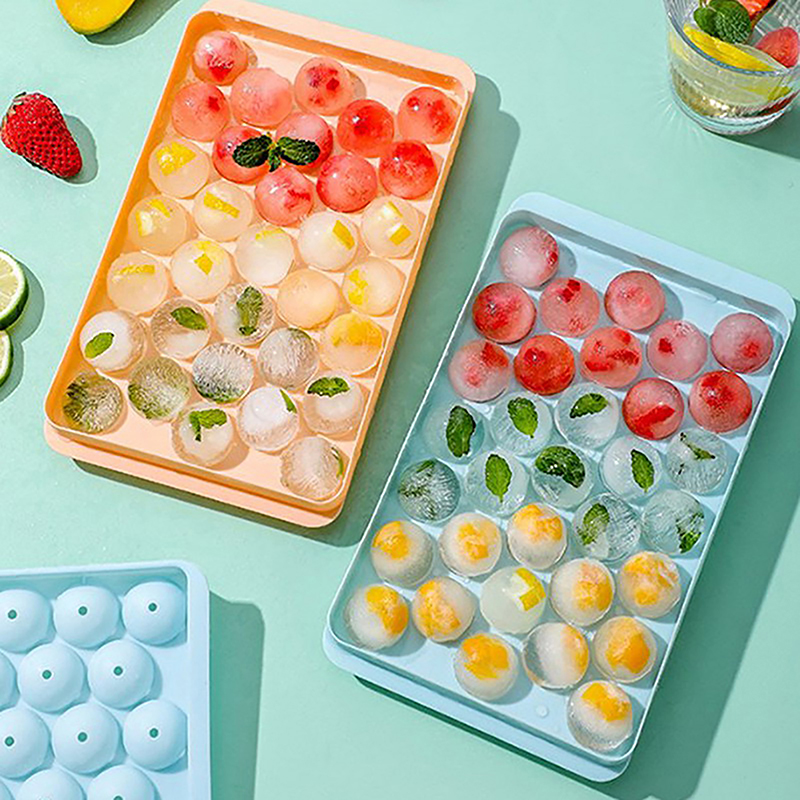 3D%20Round%20Ice%20Cube%20Tray%20With%20Lid%20Plastic%20Diamond%20Style%20Ice%20Mold%20Spherical%20Moulds%20-%20Image%203