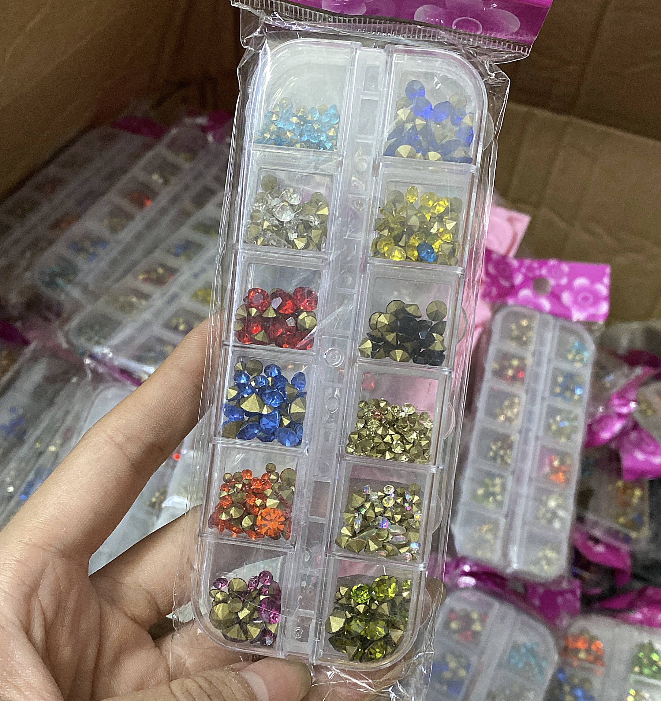 Set đá chân nhọn mix Size 12 màu ,siêu sáng - Mini Nails