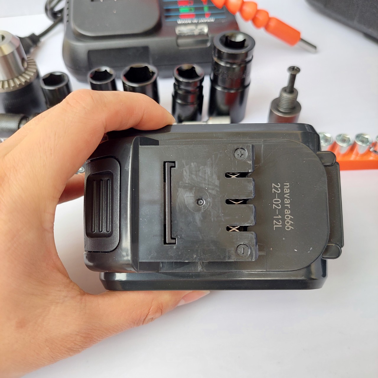 Siết Bulong Hitachi 20v Công Nghệ Mới 2022