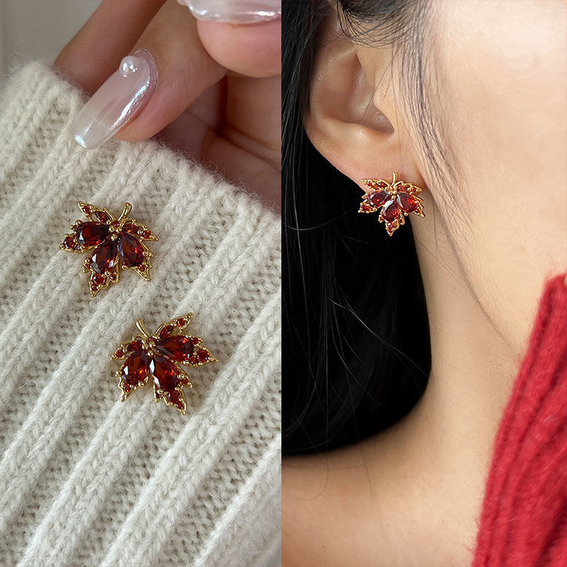 Fashion%20New%20Red%20Maple%20Leaf%20Earrings%20Light%20Luxury%20Temperament%20Simple%20Personality%20Women%20Party%20Earrings%20XIEGONG%20-%20Image%204