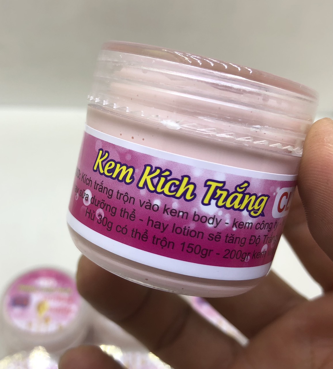 Kem kích trắng Cửu Long Alpha Arbutin 30g