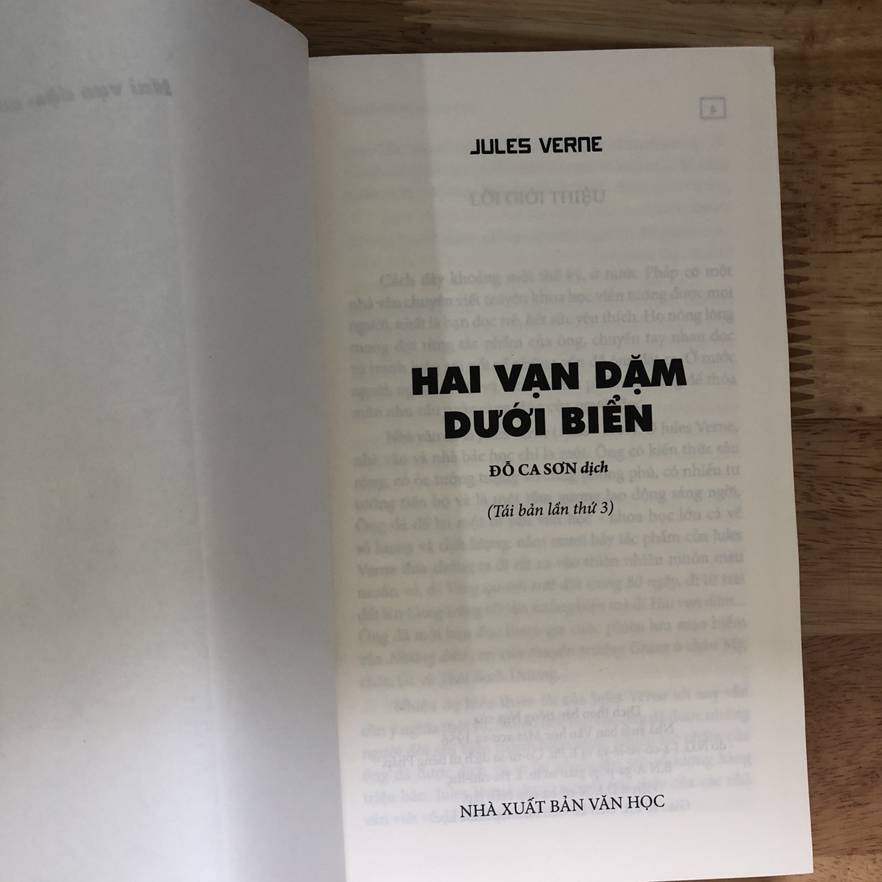 Sách : Hai Vạn Dặm Dưới Biển (TB)
