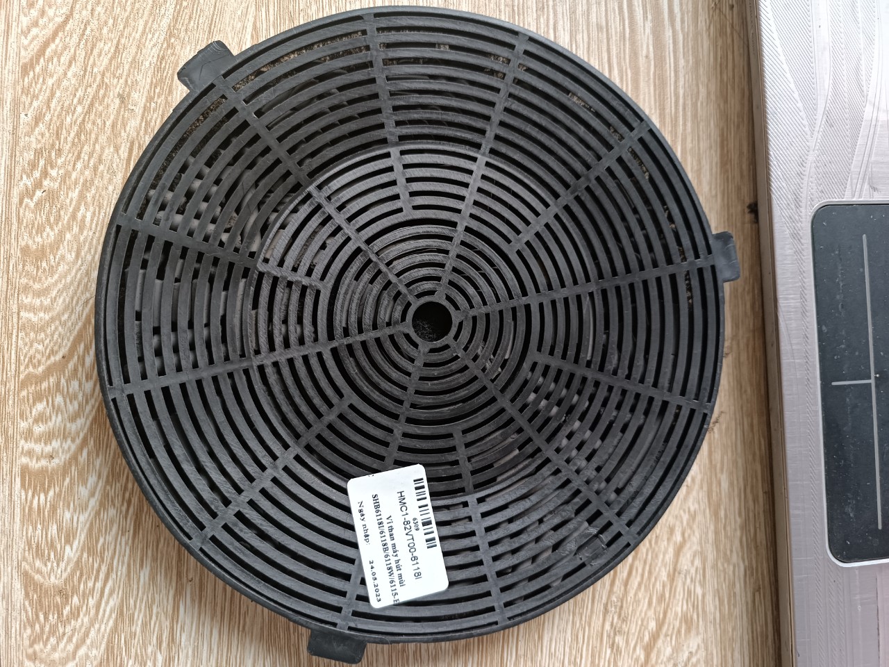 Vỉ than hoạt tính máy hút mùi Sunhouse SHB6118