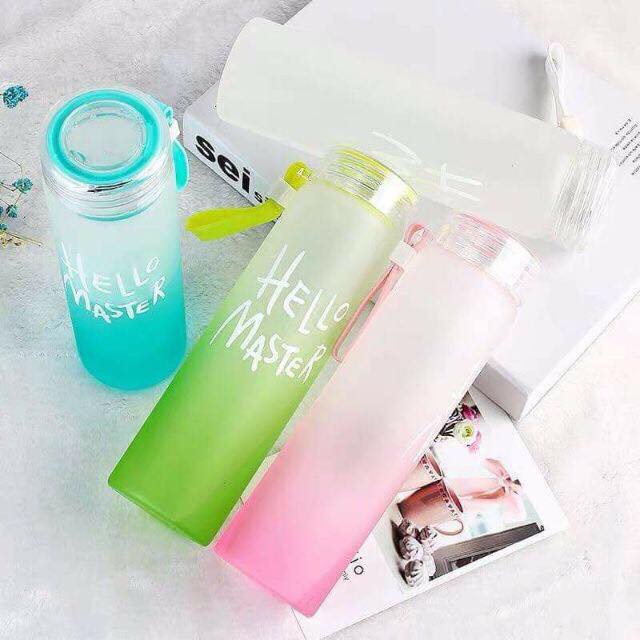 Bình Nước Thủy Tinh In Chữ Hello Master 480ML có dây xách