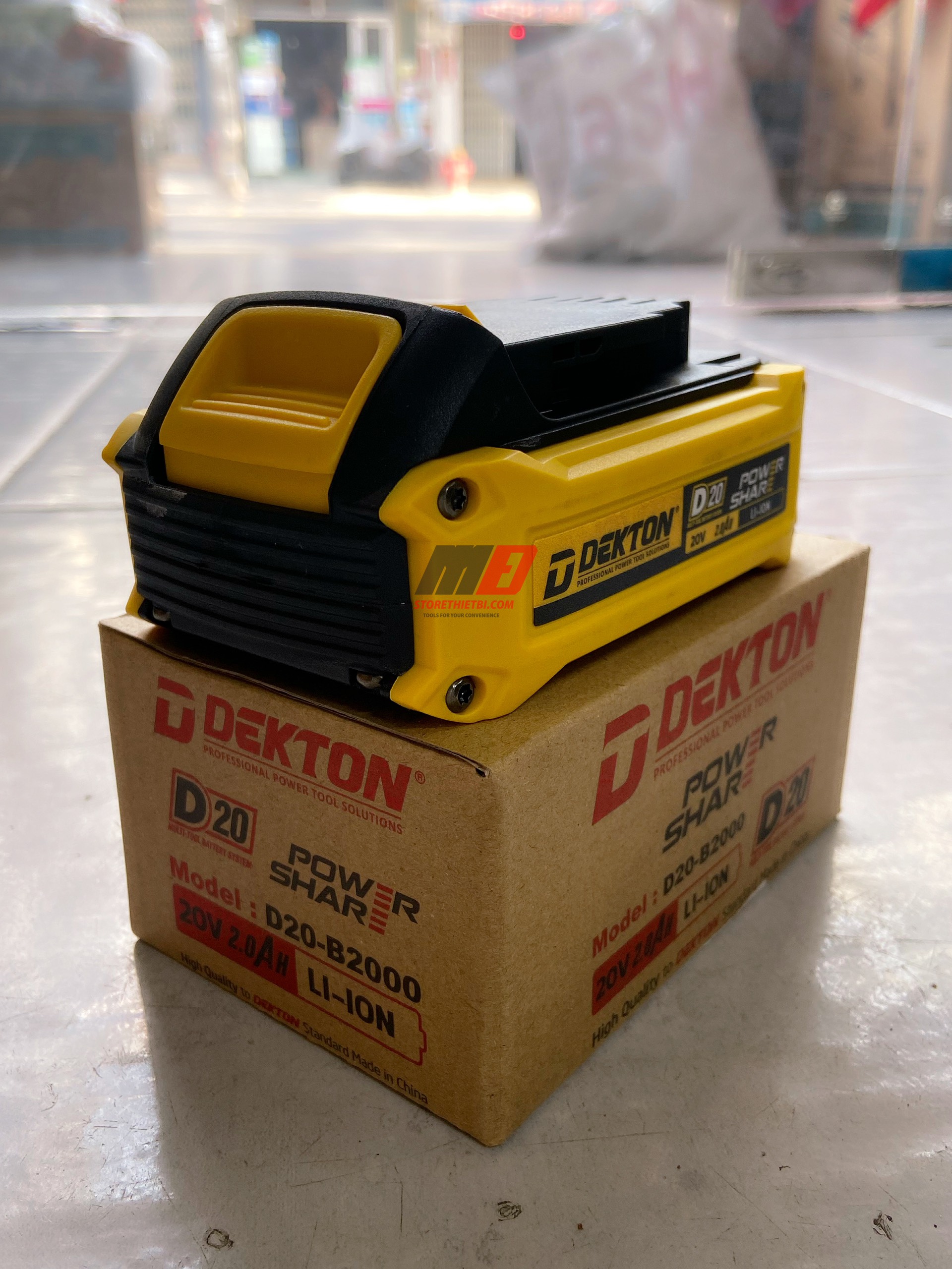 Pin 21V 2AH chân pin Dewalt cho các máy D20 Dekton