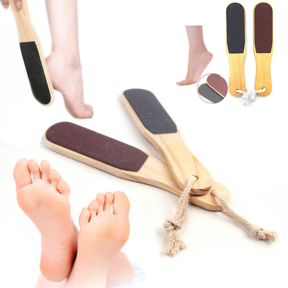 Dụng cụ lấy da chết bàn chân cán gỗ