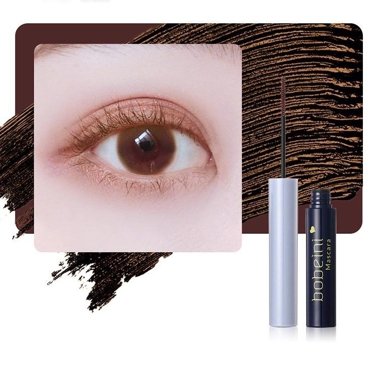Mascara làm dầy và dài Mi