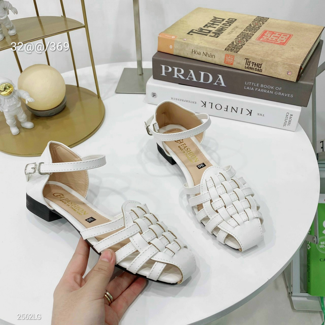 GIÀY SANDAL ĐAN CHÉO BÍT GÓT