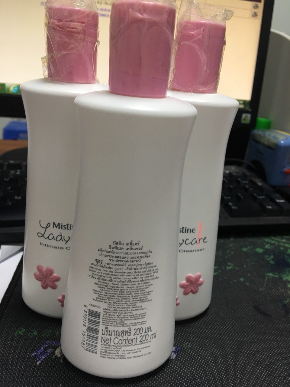 Dung dịch vệ sinh phụ nữ Ladycare Thái Lan 200ml