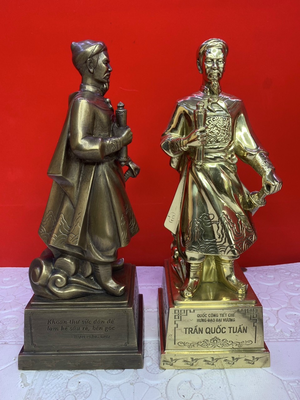 Tượng Hưng Đạo Vương Trần Quốc Tuấn MS945