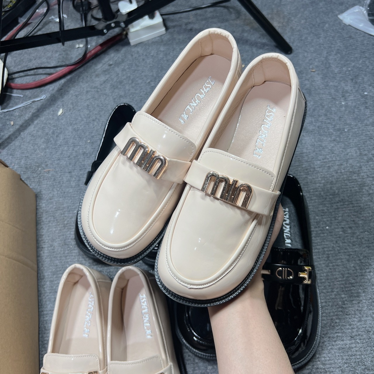 giày moca miu, giày miumiu, giày nữ da bóng mũi tròn đế cao [đế 1cm]