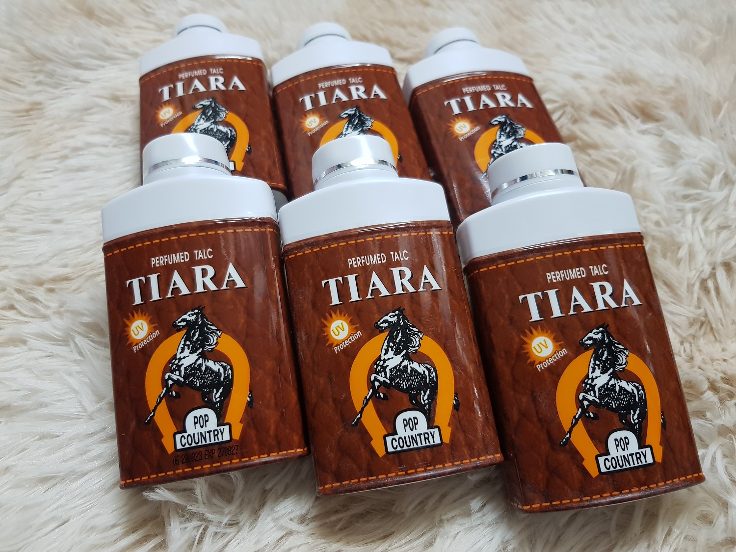 [Chính hãng] Phấn Thơm Ngựa Tiara Thái Lan 45g