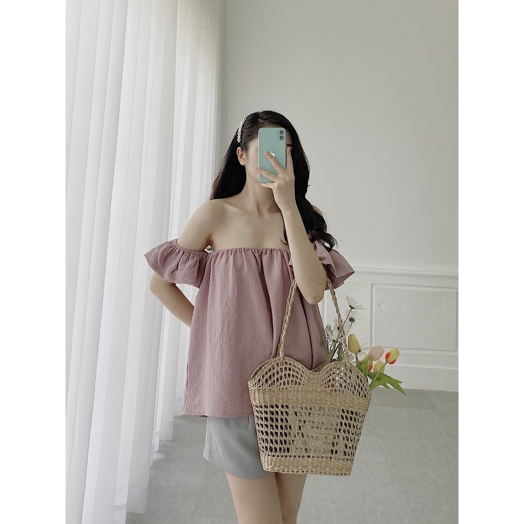 YU CHERRY | Áo nữ Flying Offsoulder Top YA361