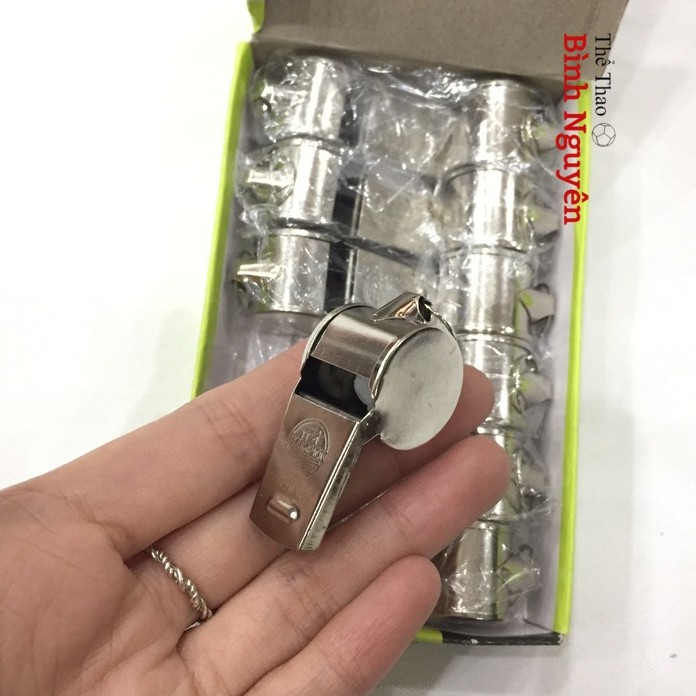 Còi sắt thể thao, còi trọng tài