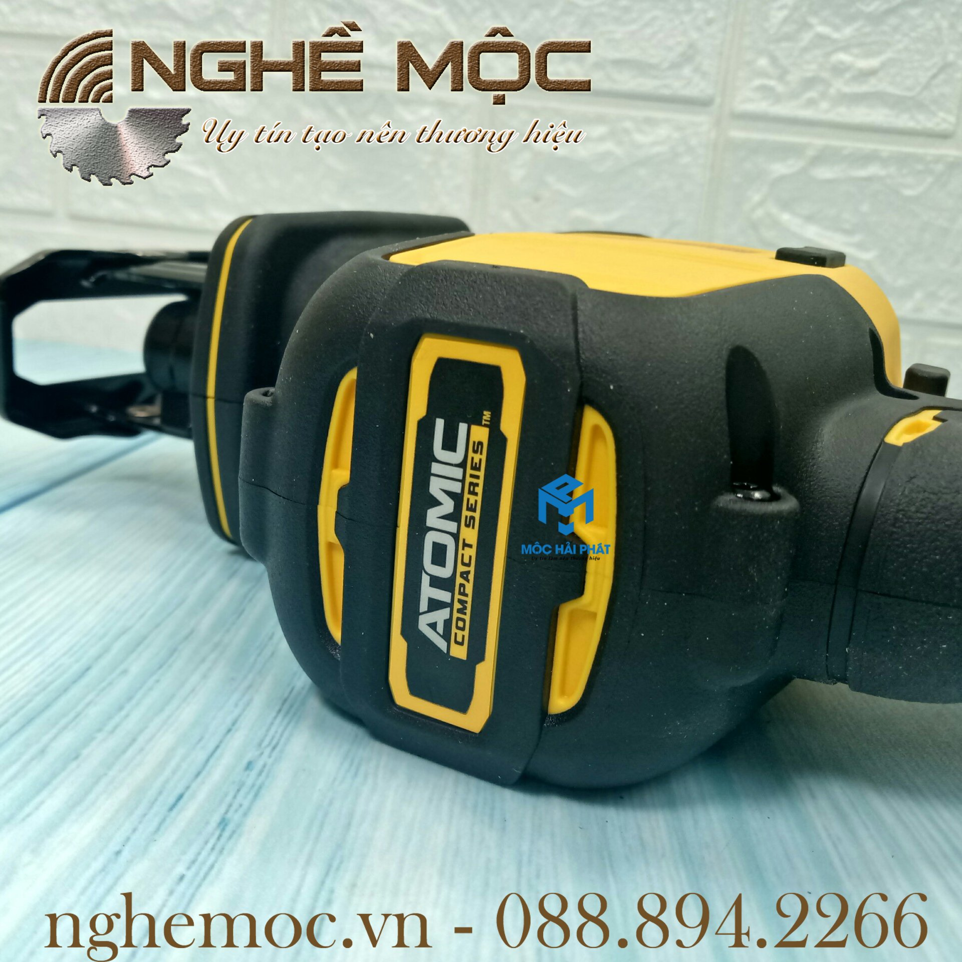 Dewalt DCS369 Máy cưa kiếm pin cầm tay