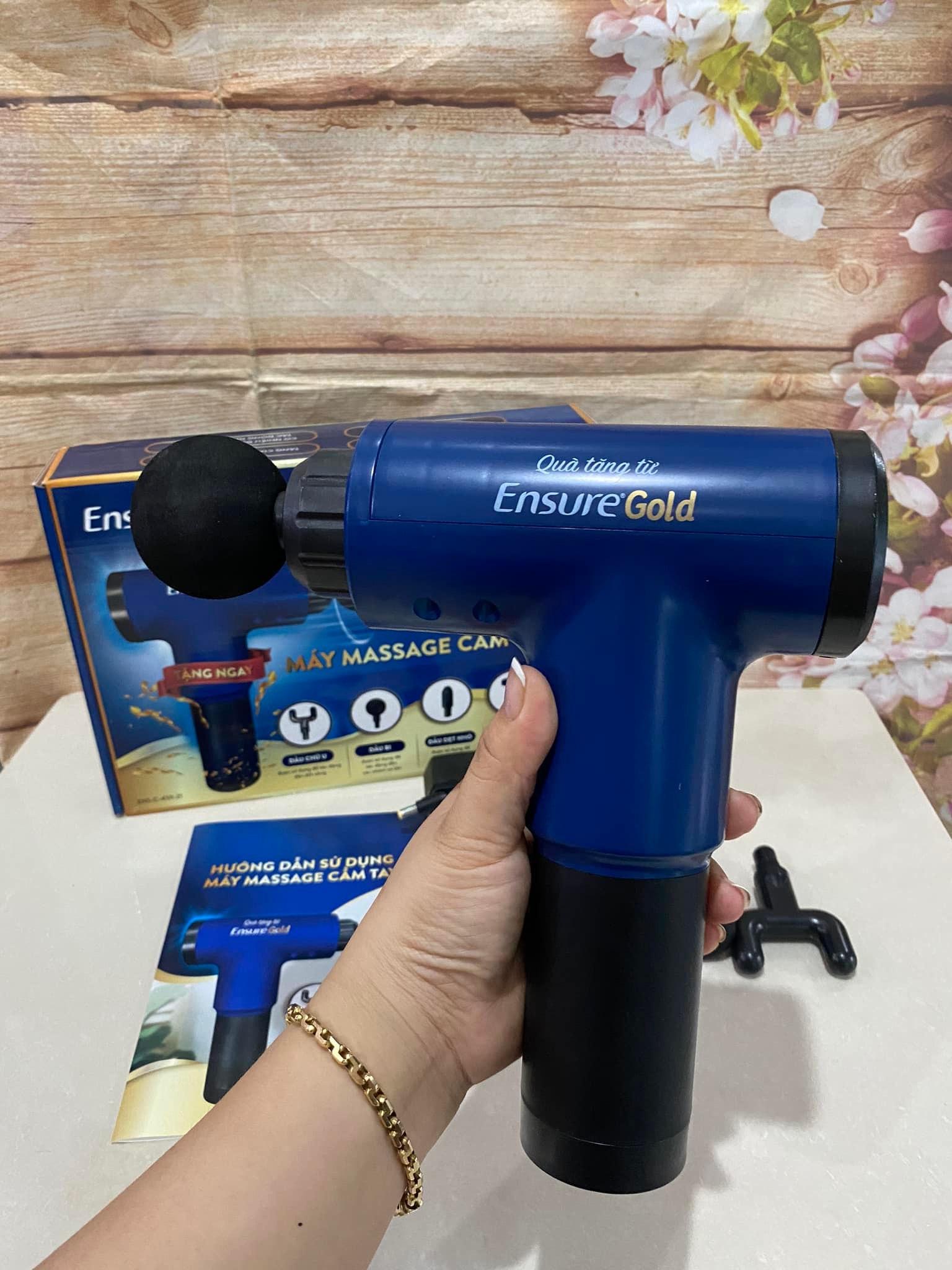 Máy massage cầm tay hkm Ensure