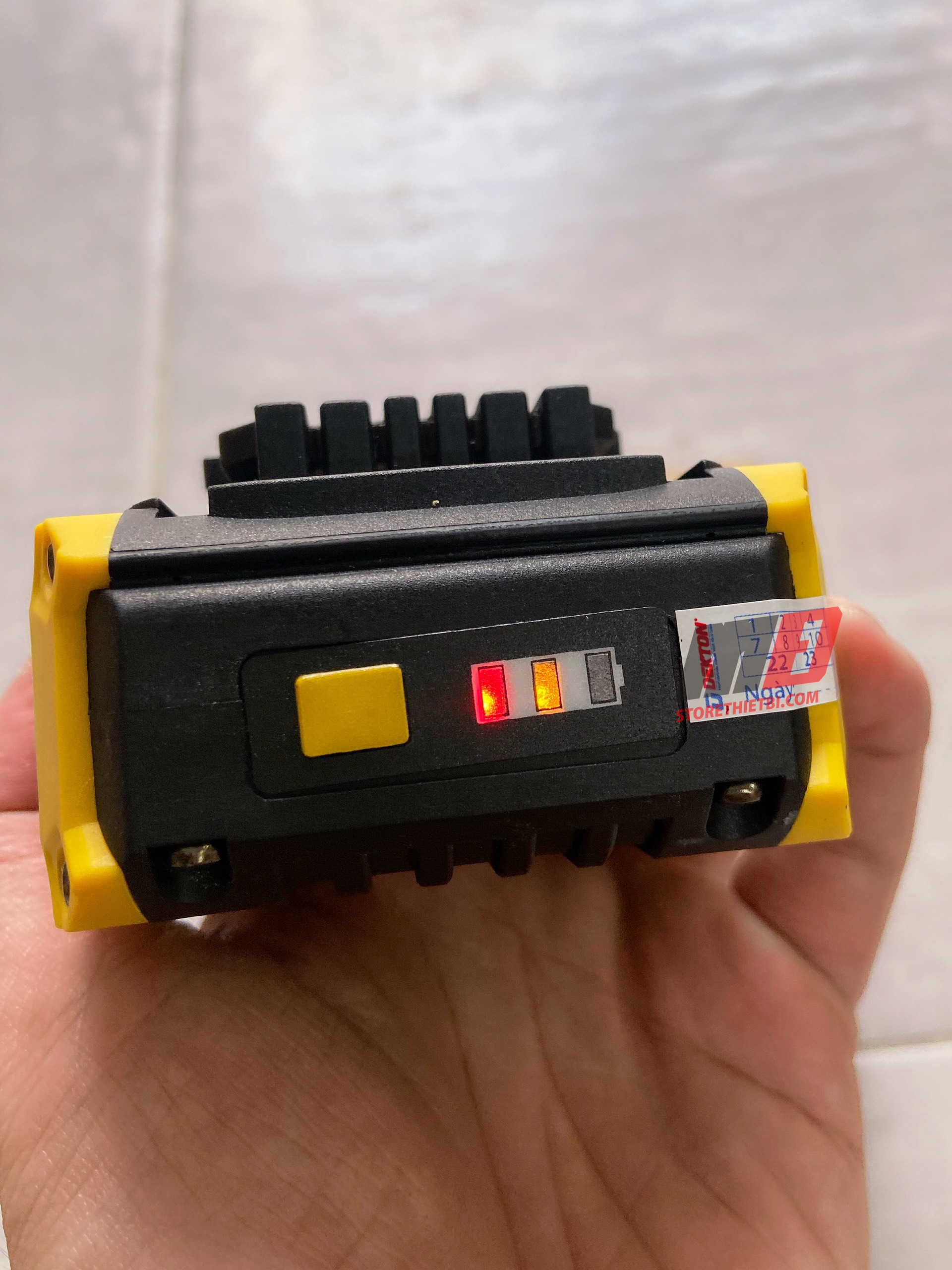 Pin 21V 2AH chân pin Dewalt cho các máy D20 Dekton