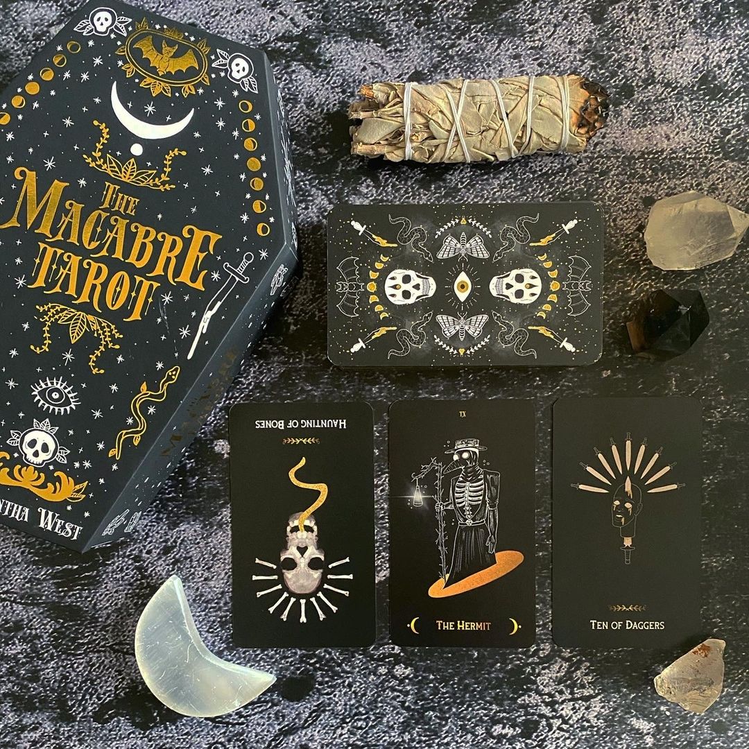 Macabre Tarot