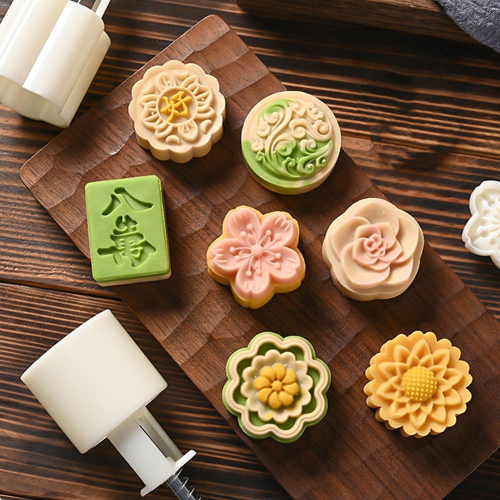 Cookie Tools 50g Mooncake Mold Plastic 3D Pattern Pastries Dessert Mold Mini Non-stick Hand Pressed Mould Chocolate Dessert.