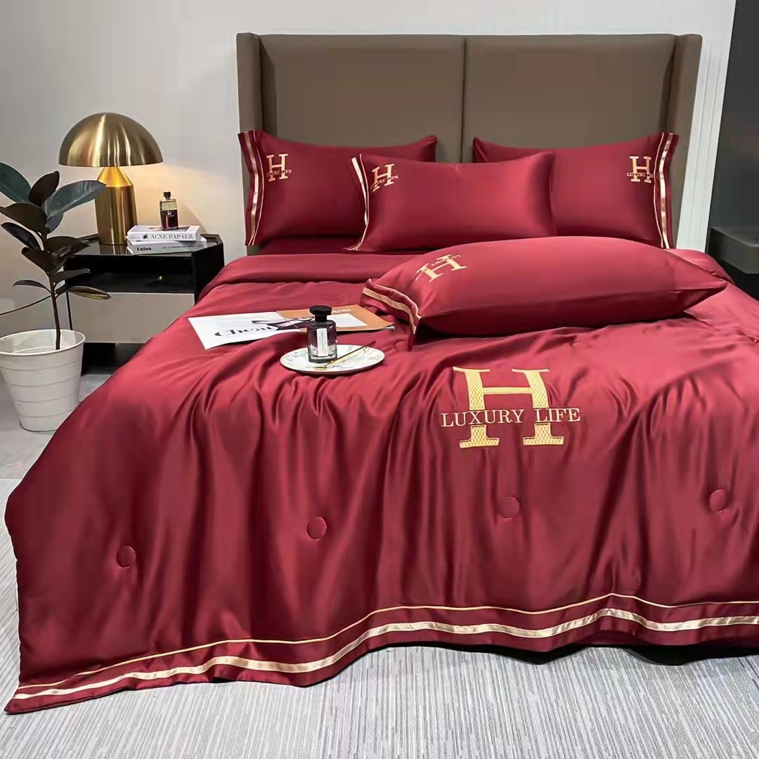 Set 4 món chăn trần ga gối lụa thái thêu chữ h- mền trần lót bông nhập khẩu loại 1 full màu