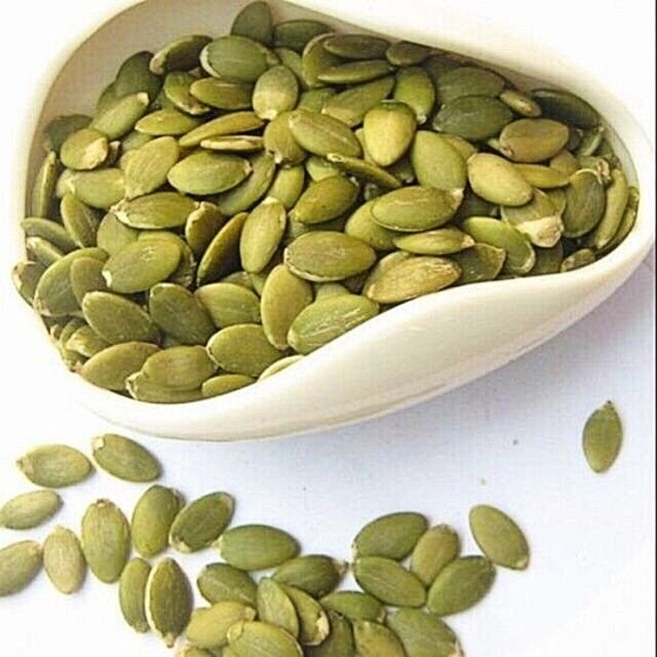 Nhân Hạt bí xanh Hũ 250g Moon View (Đã sấy chín)